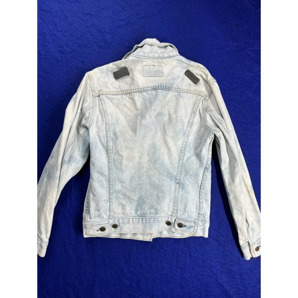 Vintage Mens Levis Denim Trucker Jacket S Light Blue 70506-0214 Made in USA